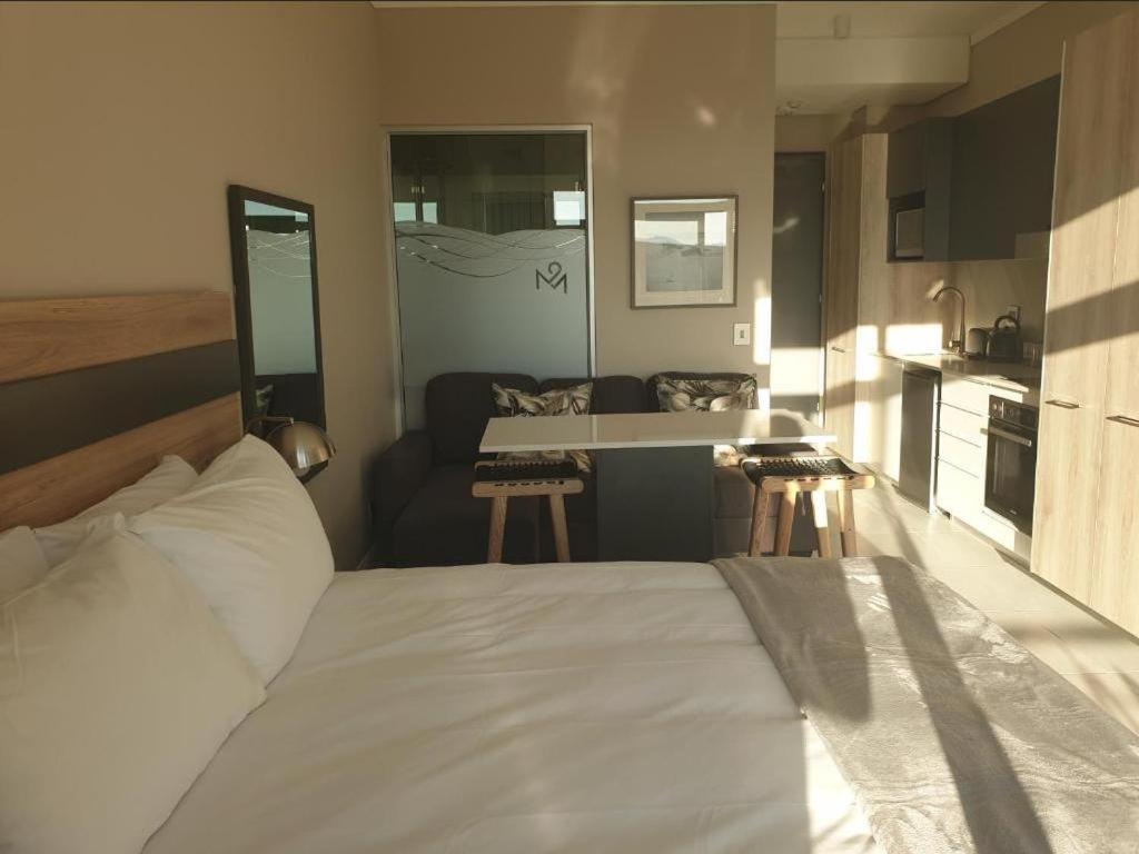 Menlyn Maine Apartments Pretoria Ngoại thất bức ảnh