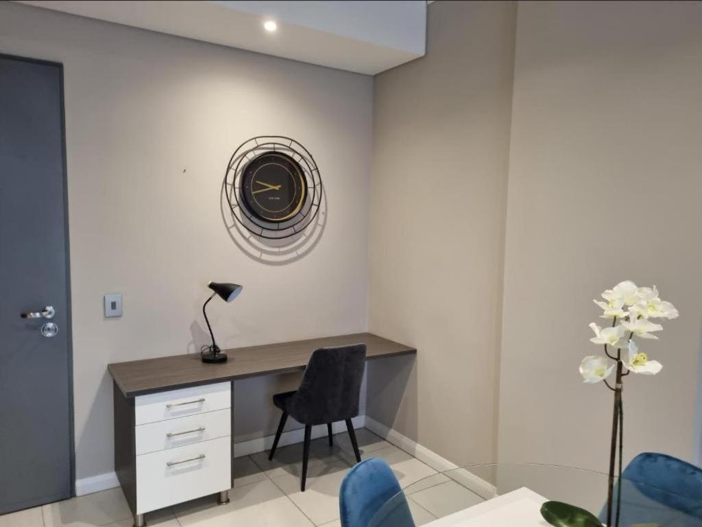 Menlyn Maine Apartments Pretoria Ngoại thất bức ảnh