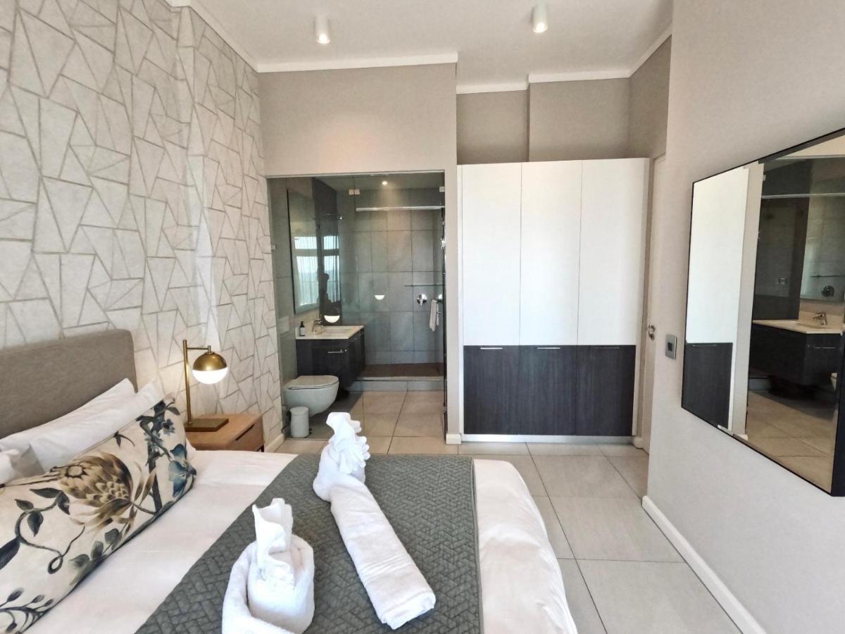 Menlyn Maine Apartments Pretoria Ngoại thất bức ảnh