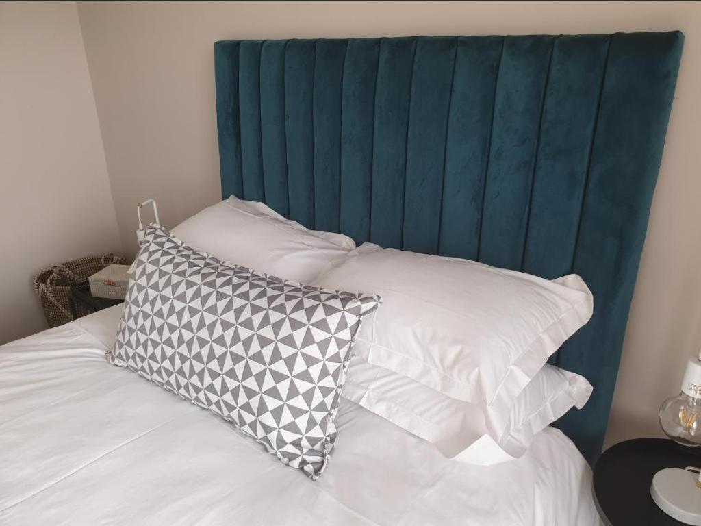 Menlyn Maine Apartments Pretoria Ngoại thất bức ảnh