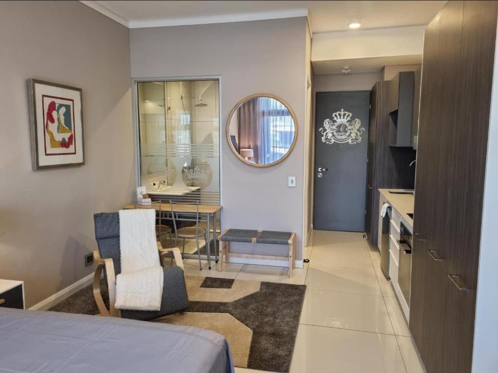 Menlyn Maine Apartments Pretoria Ngoại thất bức ảnh