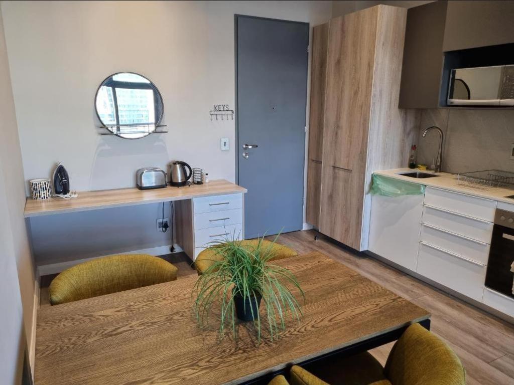 Menlyn Maine Apartments Pretoria Ngoại thất bức ảnh
